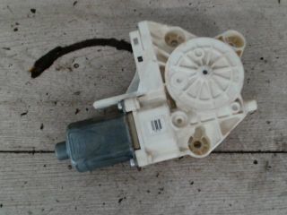 bontott FORD FOCUS II Jobb első Ablakemelő Motor