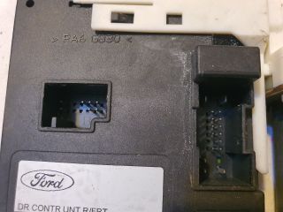 bontott FORD FOCUS II Jobb első Ablakemelő Motor