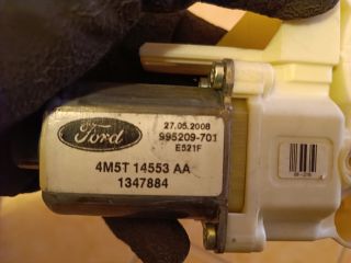 bontott FORD FOCUS II Jobb első Ablakemelő Motor