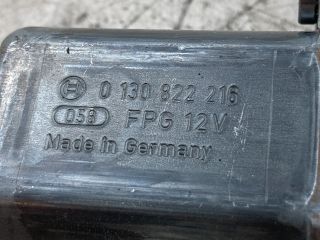 bontott FORD FOCUS II Jobb első Ablakemelő Motor