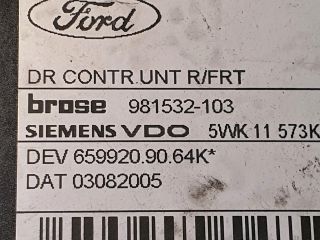 bontott FORD FOCUS II Jobb első Ablakemelő Motor