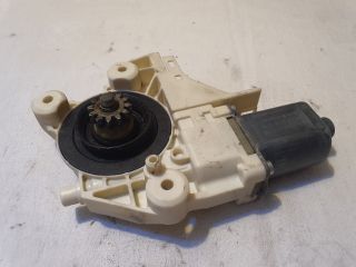 bontott FORD FOCUS II Jobb első Ablakemelő Motor