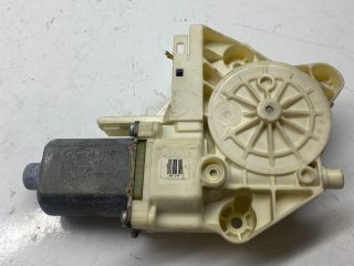 bontott FORD FOCUS II Jobb első Ablakemelő Motor