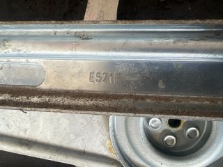 bontott FORD FOCUS II Jobb első Ablakemelő Szerkezet (Elektromos)