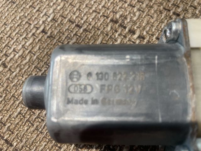 bontott FORD FOCUS II Jobb első Ablakemelő Szerkezet (Elektromos)