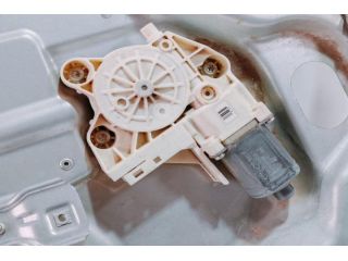 bontott FORD FOCUS II Jobb első Ablakemelő Szerkezet (Elektromos)