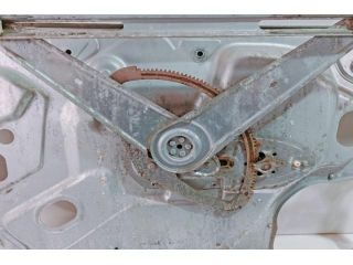 bontott FORD FOCUS II Jobb első Ablakemelő Szerkezet (Elektromos)