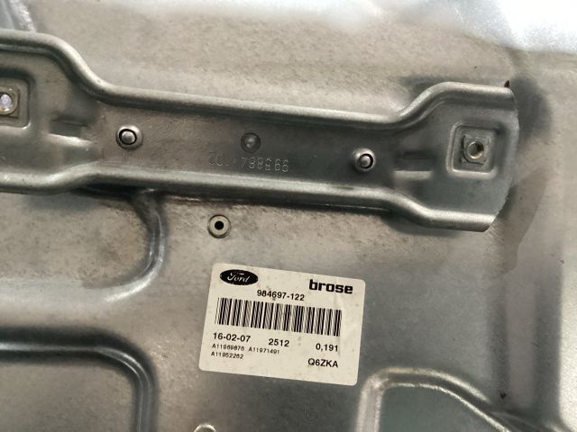 bontott FORD FOCUS II Jobb első Ablakemelő Szerkezet (Elektromos)