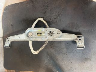 bontott FORD FOCUS II Jobb első Ablakemelő Szerkezet (Elektromos)