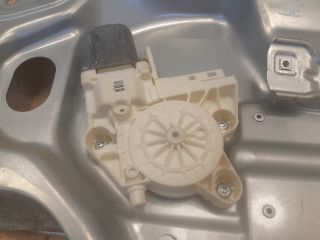 bontott FORD FOCUS II Jobb első Ablakemelő Szerkezet (Elektromos)