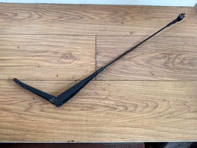 bontott FORD FOCUS II Jobb első Ablaktörlő Kar