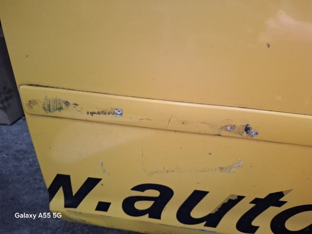 bontott FORD FOCUS II Jobb első Ajtó (Részeivel)