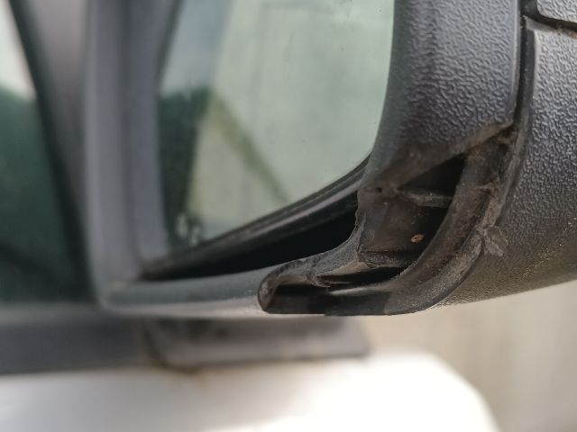 bontott FORD FOCUS II Jobb első Ajtó (Részeivel)