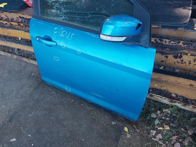 bontott FORD FOCUS II Jobb első Ajtó (Részeivel)