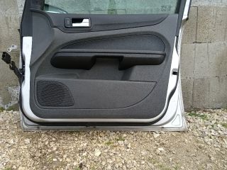 bontott FORD FOCUS II Jobb első Ajtó (Részeivel)