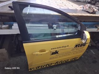 bontott FORD FOCUS II Jobb első Ajtó (Részeivel)