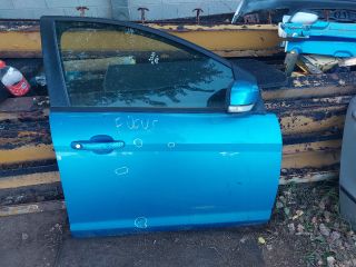 bontott FORD FOCUS II Jobb első Ajtó (Részeivel)