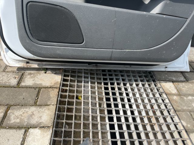 bontott FORD FOCUS II Jobb első Ajtó (Üres lemez)