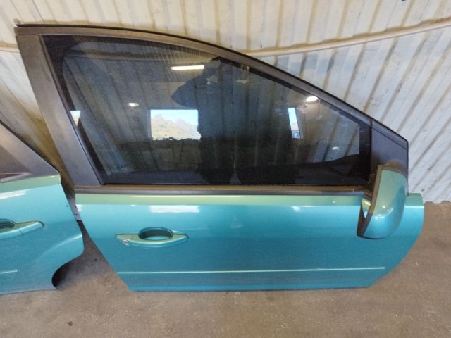 bontott FORD FOCUS II Jobb első Ajtó (Üres lemez)