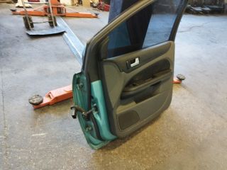 bontott FORD FOCUS II Jobb első Ajtó (Üres lemez)