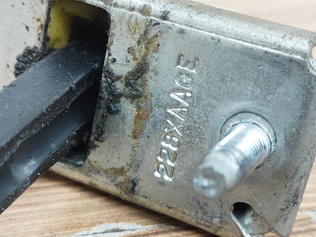 bontott FORD FOCUS II Jobb első Ajtóhatároló