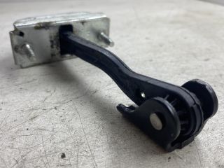 bontott FORD FOCUS II Jobb első Ajtóhatároló