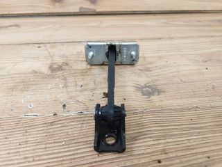 bontott FORD FOCUS II Jobb első Ajtóhatároló