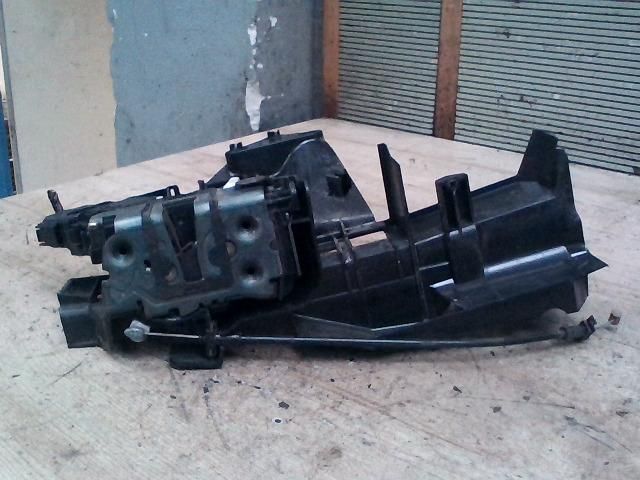 bontott FORD FOCUS II Jobb első Ajtózár