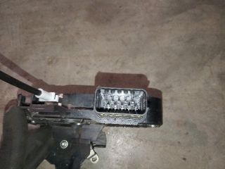 bontott FORD FOCUS II Jobb első Ajtózár