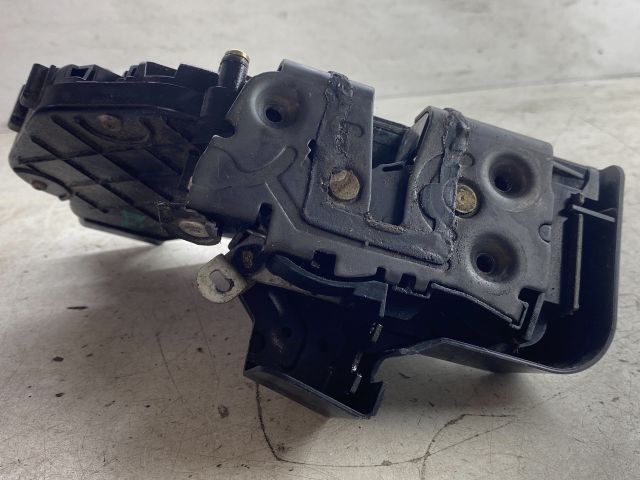 bontott FORD FOCUS II Jobb első Ajtózár