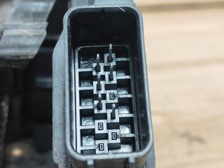 bontott FORD FOCUS II Jobb első Ajtózár