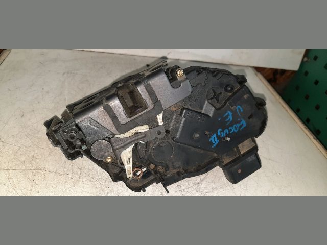 bontott FORD FOCUS II Jobb első Ajtózár