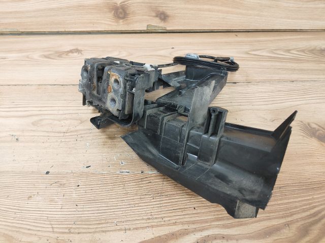 bontott FORD FOCUS II Jobb első Ajtózár