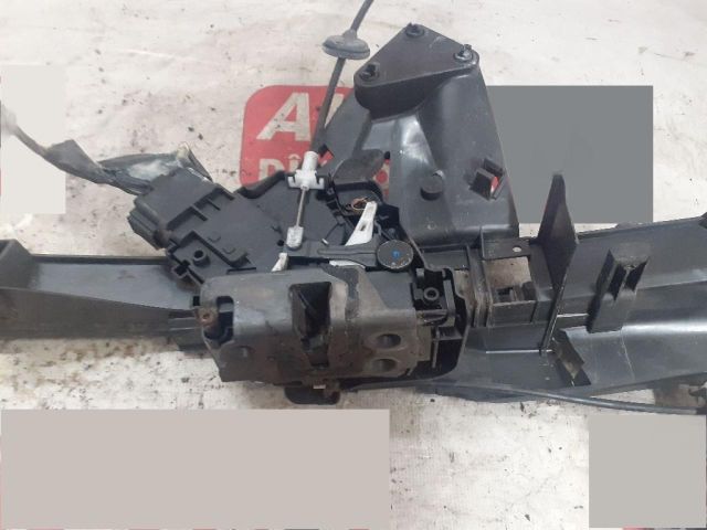 bontott FORD FOCUS II Jobb első Ajtózár