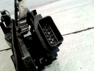 bontott FORD FOCUS II Jobb első Ajtózár