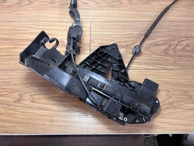 bontott FORD FOCUS II Jobb első Ajtózár