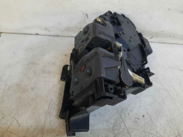 bontott FORD FOCUS II Jobb első Ajtózár