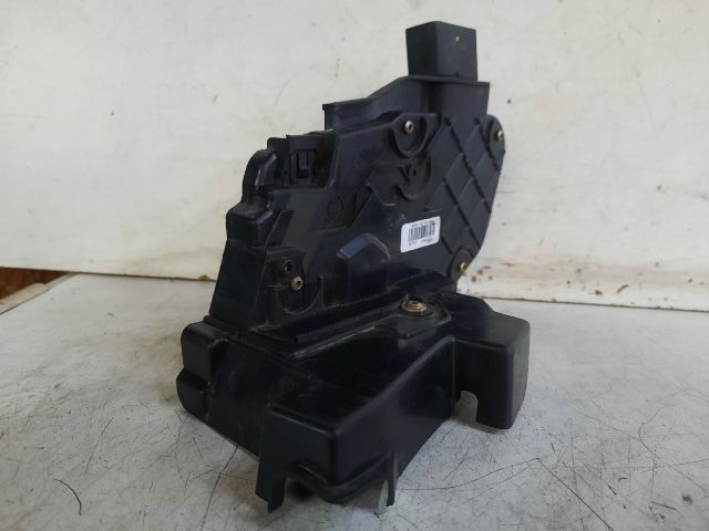 bontott FORD FOCUS II Jobb első Ajtózár