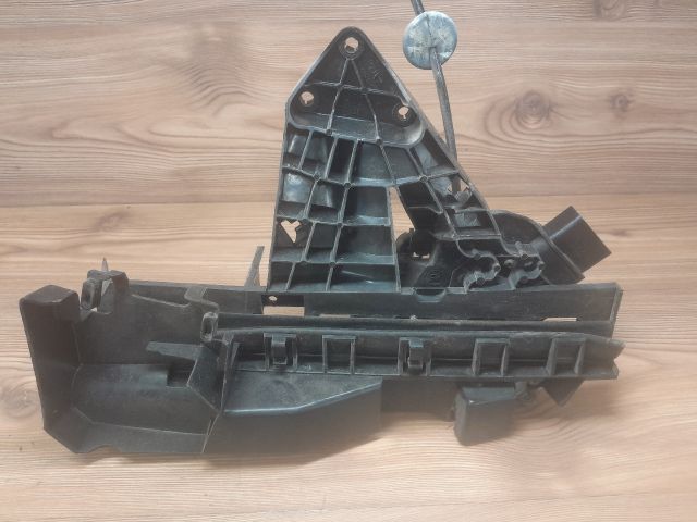 bontott FORD FOCUS II Jobb első Ajtózár