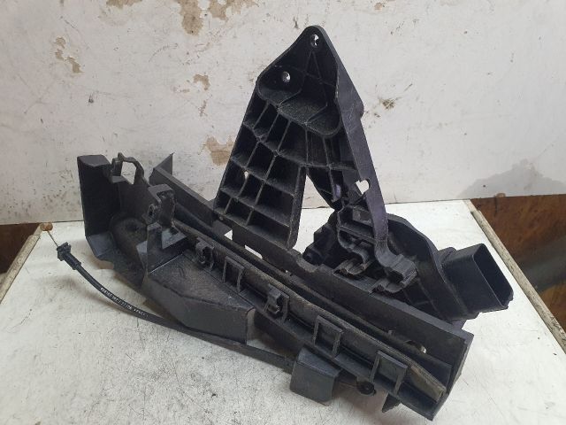 bontott FORD FOCUS II Jobb első Ajtózár