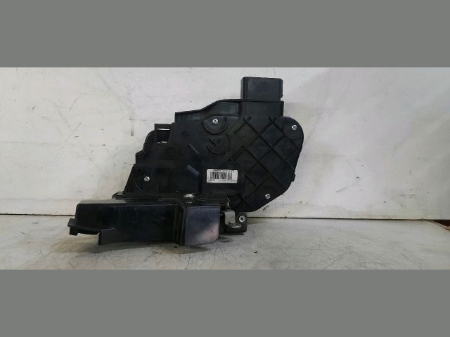 bontott FORD FOCUS II Jobb első Ajtózár