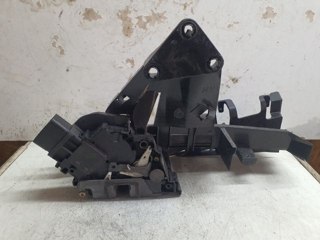 bontott FORD FOCUS II Jobb első Ajtózár