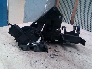 bontott FORD FOCUS II Jobb első Ajtózár