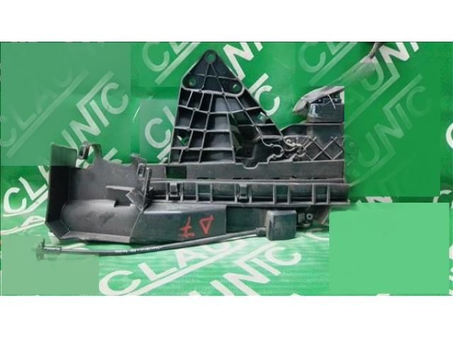 bontott FORD FOCUS II Jobb első Ajtózár