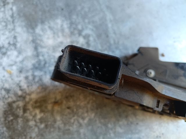 bontott FORD FOCUS II Jobb első Ajtózár