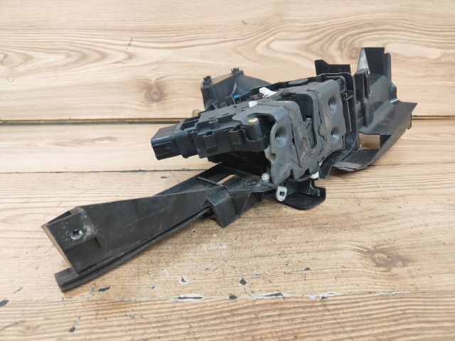 bontott FORD FOCUS II Jobb első Ajtózár