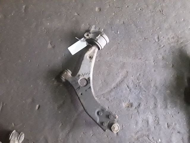 bontott FORD FOCUS II Jobb első Alsó Első Lengőkar