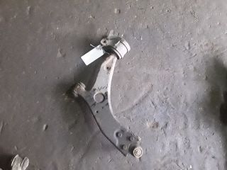 bontott FORD FOCUS II Jobb első Alsó Első Lengőkar