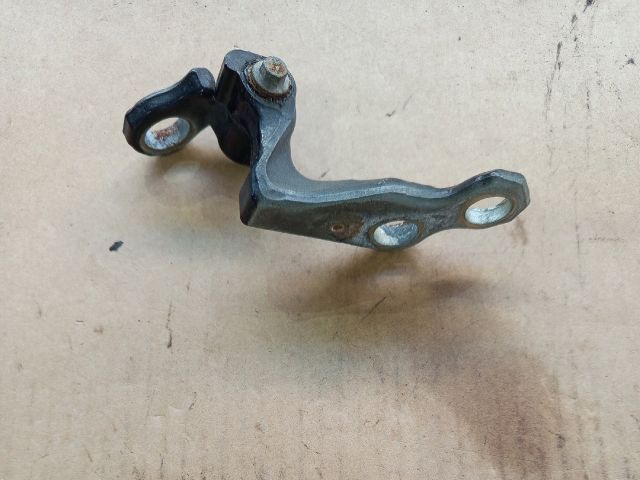 bontott FORD FOCUS II Jobb első Felső Zsanér