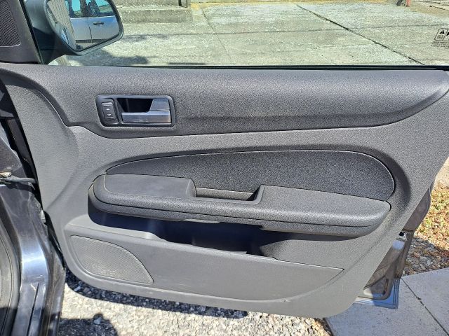 bontott FORD FOCUS II Jobb első Kapaszkodó (Felső)